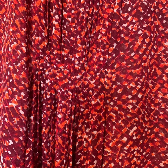 Loft Sleeveless Sheer Ladies Top - Picture 3 of 4